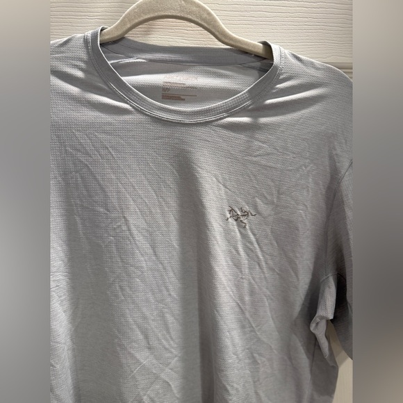 Arc’teryx Men’s Small Performance Tech T-Shirt Gray - Picture 3 of 7